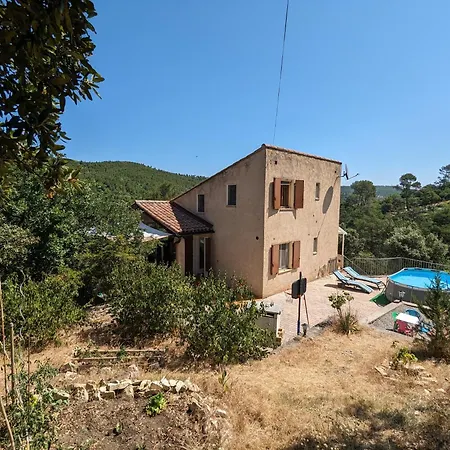 Maison Paisible Au Bord Du Сasa de vacaciones